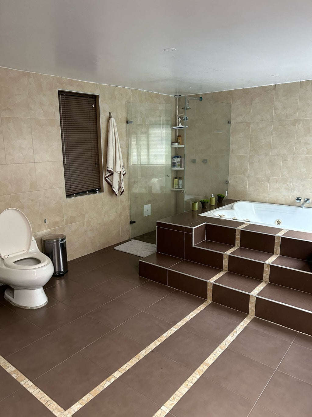 CASA URBANA - B/ LA COLINA