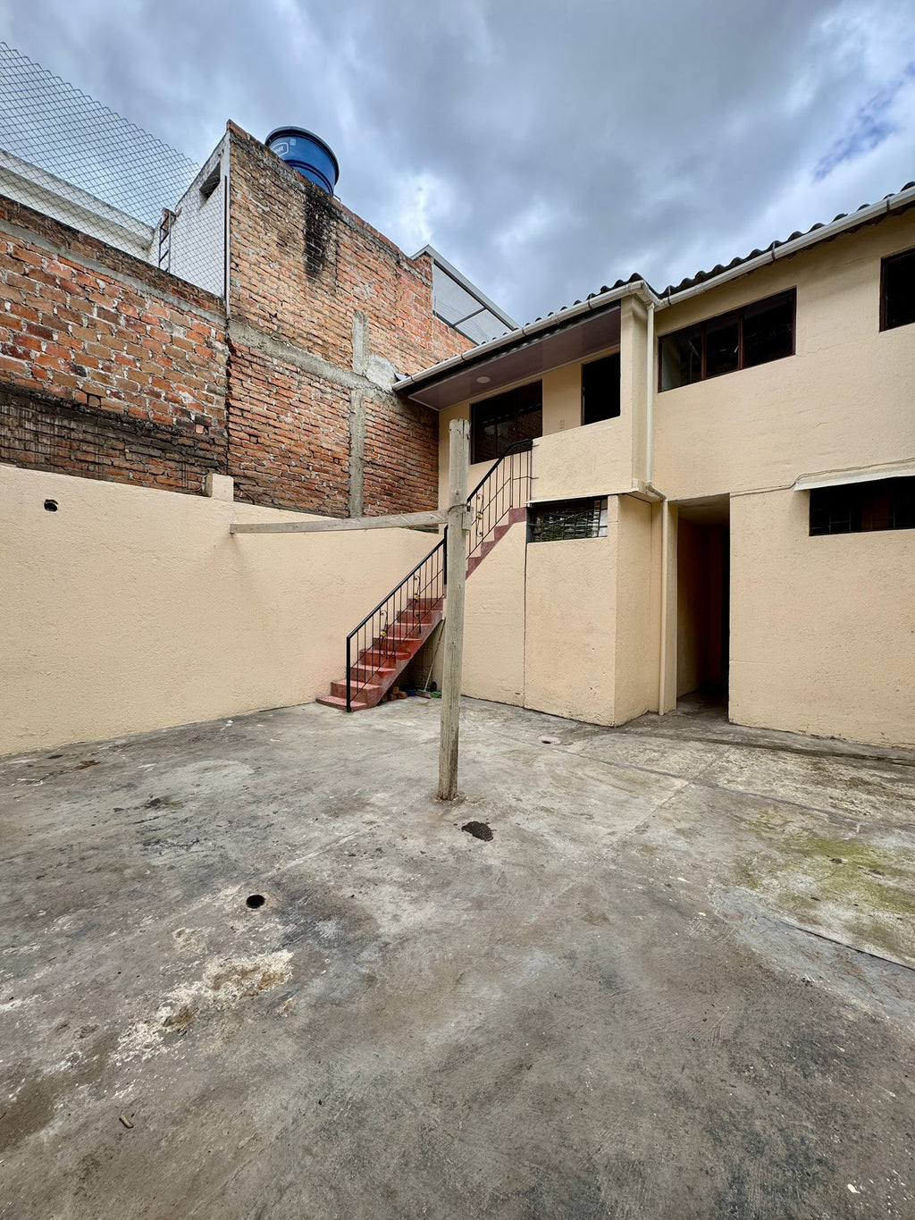 CASA - BARRIO LAS LUNAS - PASTO